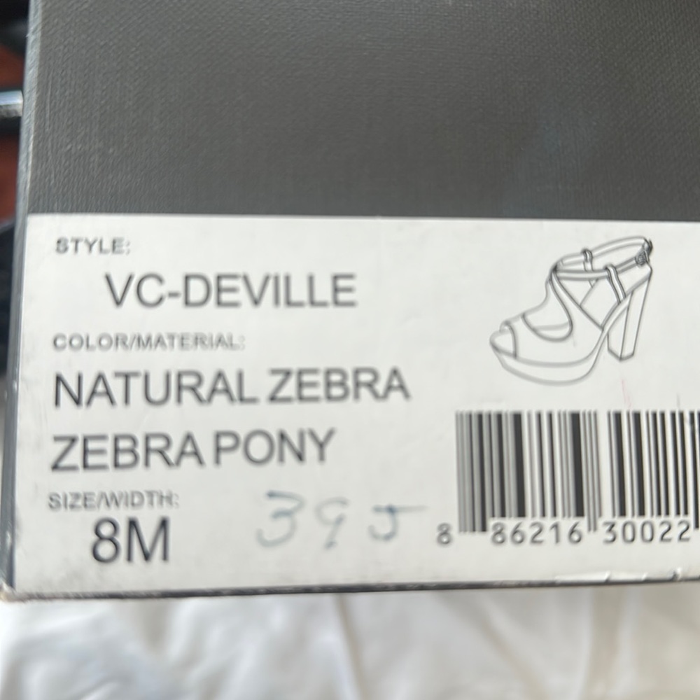 Vince Camuto platform heel